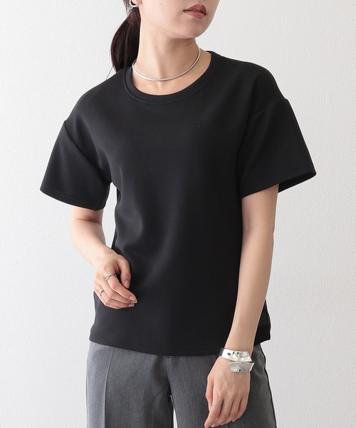 

Футболка женская однотонная с круглым вырезом, приспущенными плечами и коротким рукавом Lace Ladies, черный