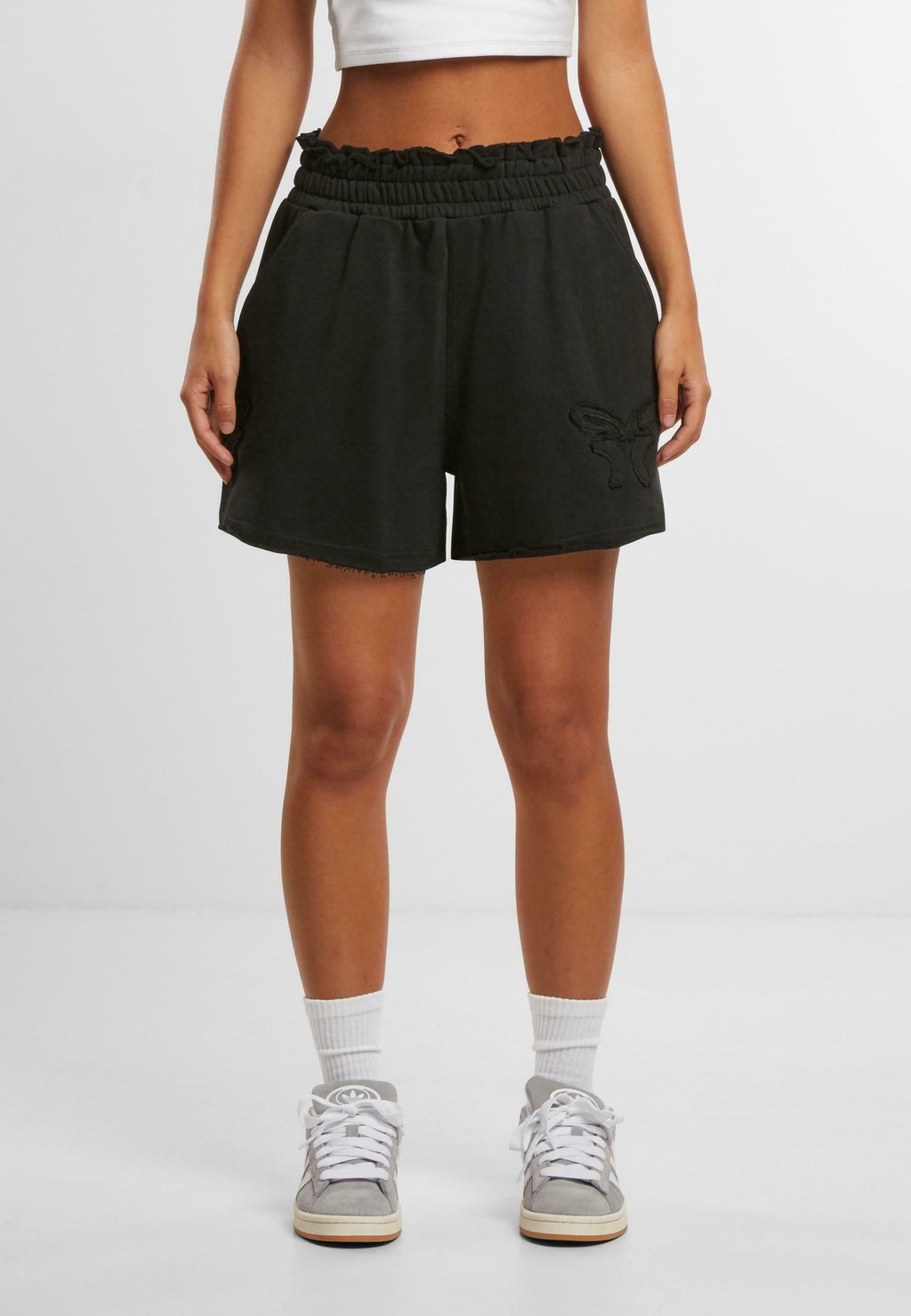

Шорты Pantaloni sportivi FELICIOUS, черный