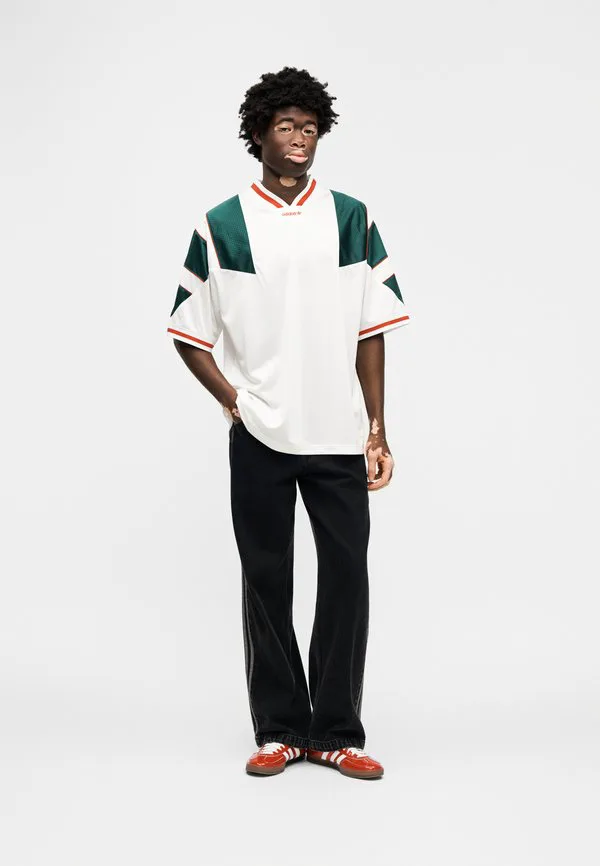 Свободная футболка с принтом Adidas Originals, White — фото 3