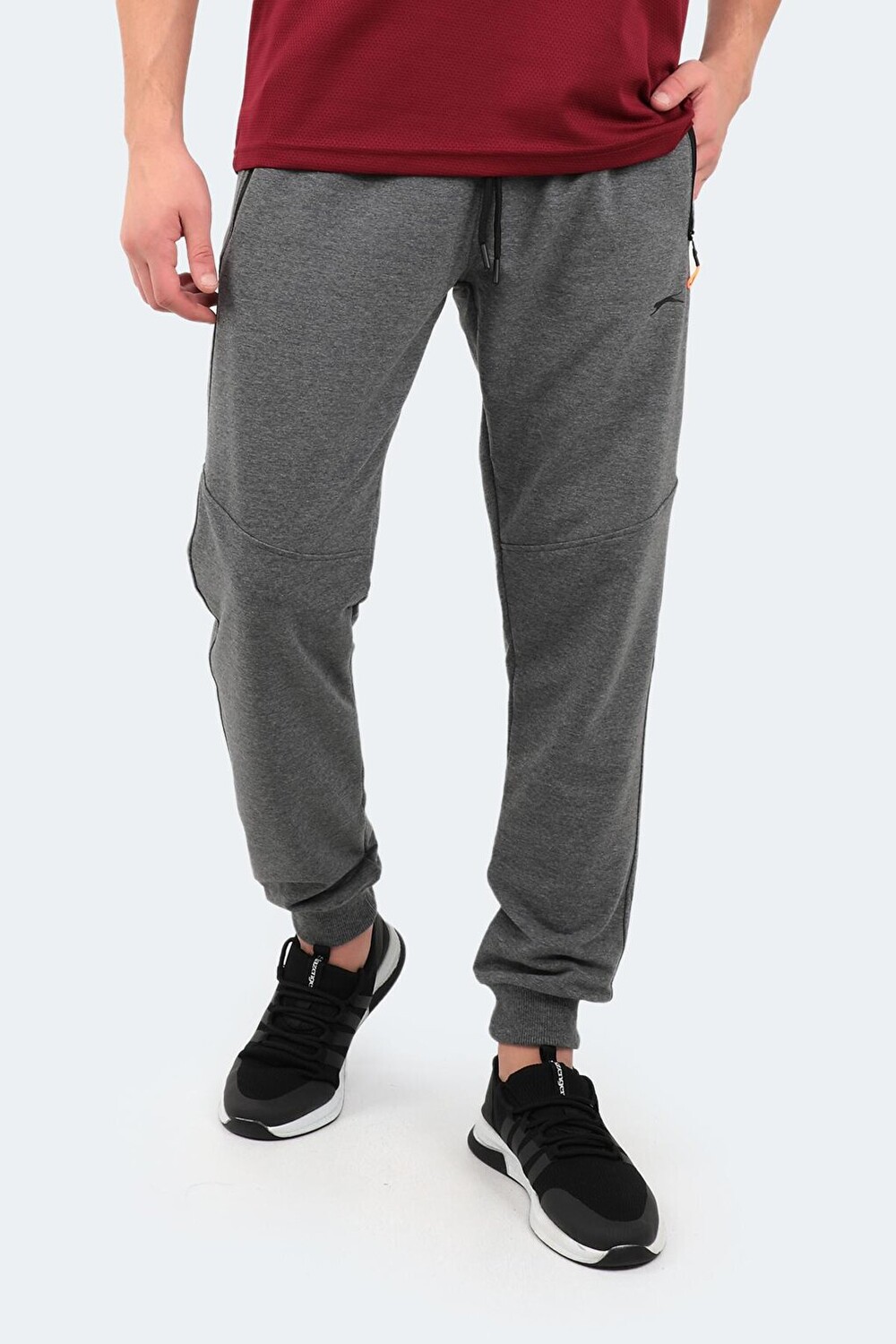 

Мужские спортивные штаны YARD антрацит SLAZENGER