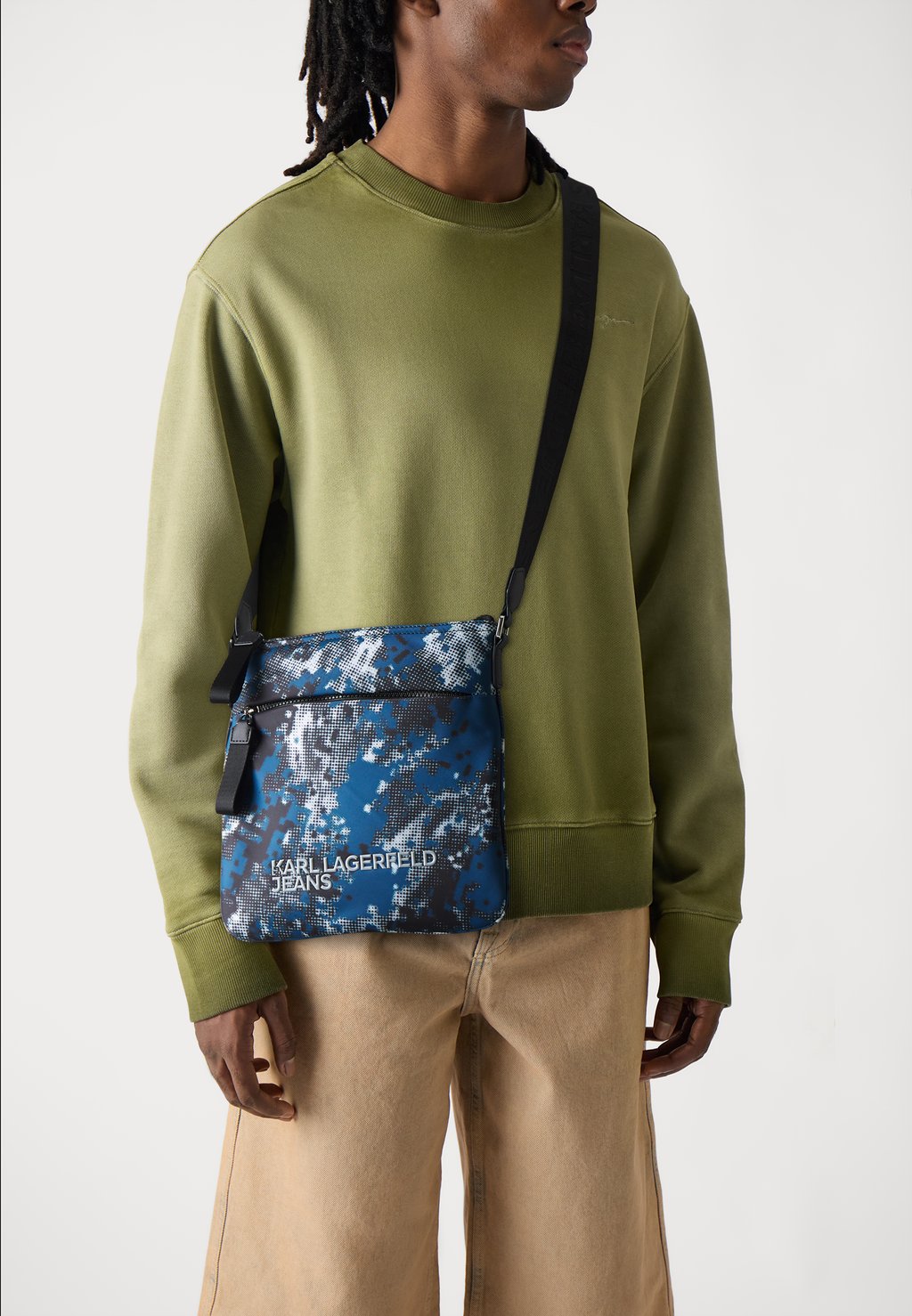 

Сумка через плечо ESSENTIAL - Across body bag Karl Lagerfeld Jeans, синий