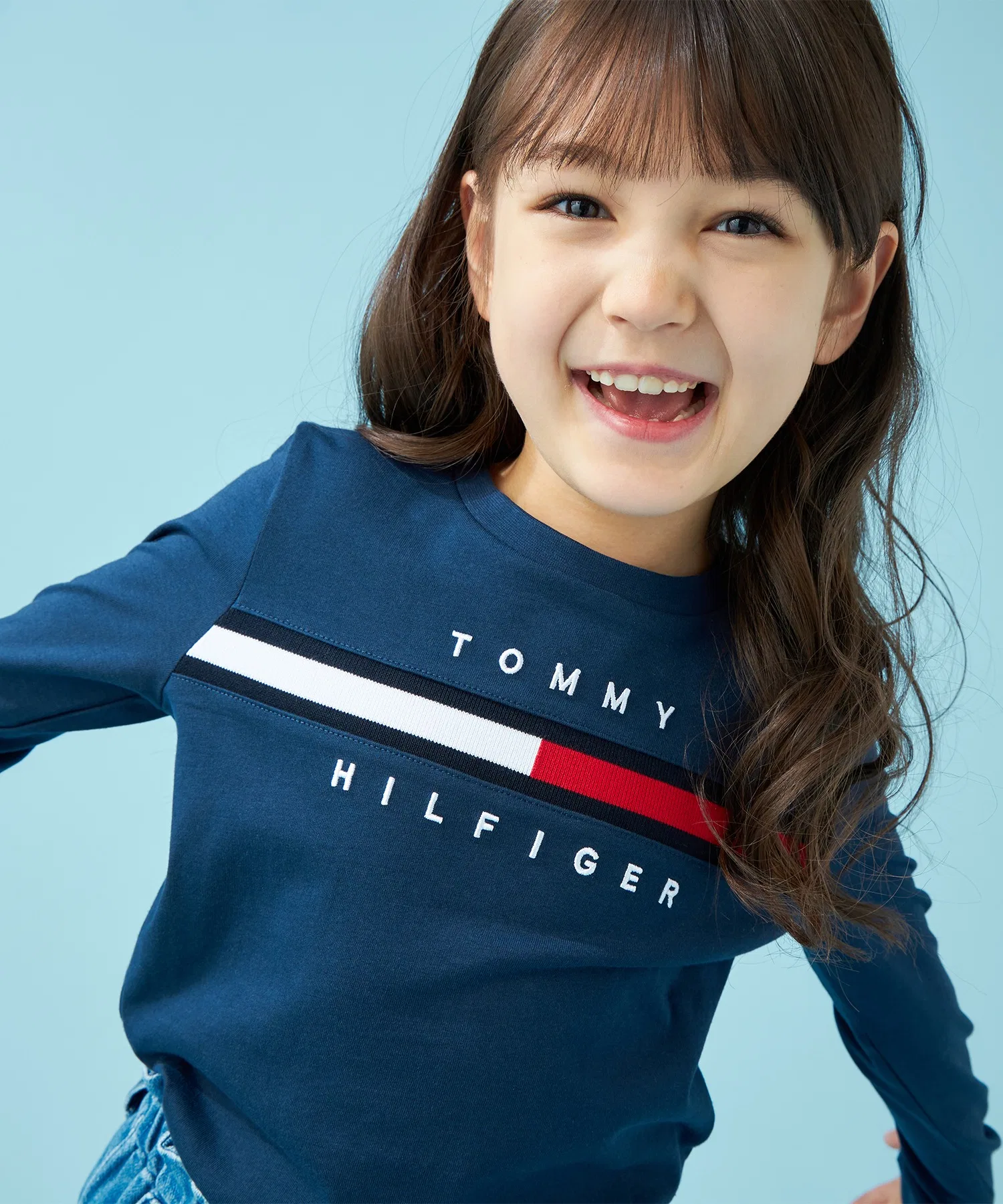 Детская футболка Tommy Hilfiger с длинным рукавом и логотипом — фото 4