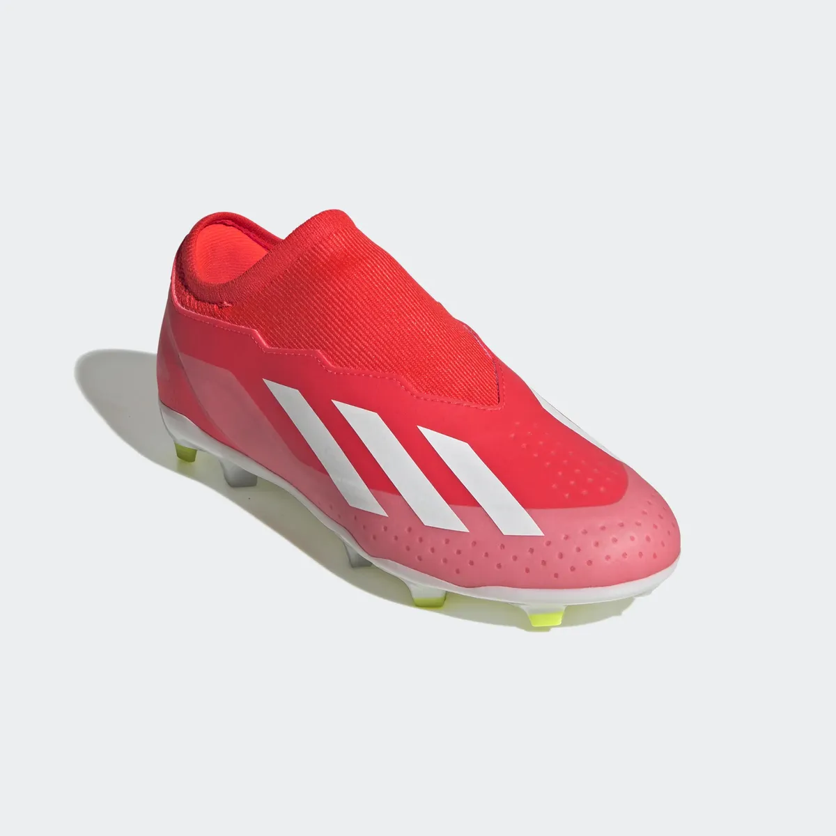 

Футбольные кроссовки adidas Performance "X CRAZYFAST LEAGUE LACELESS FG", белый