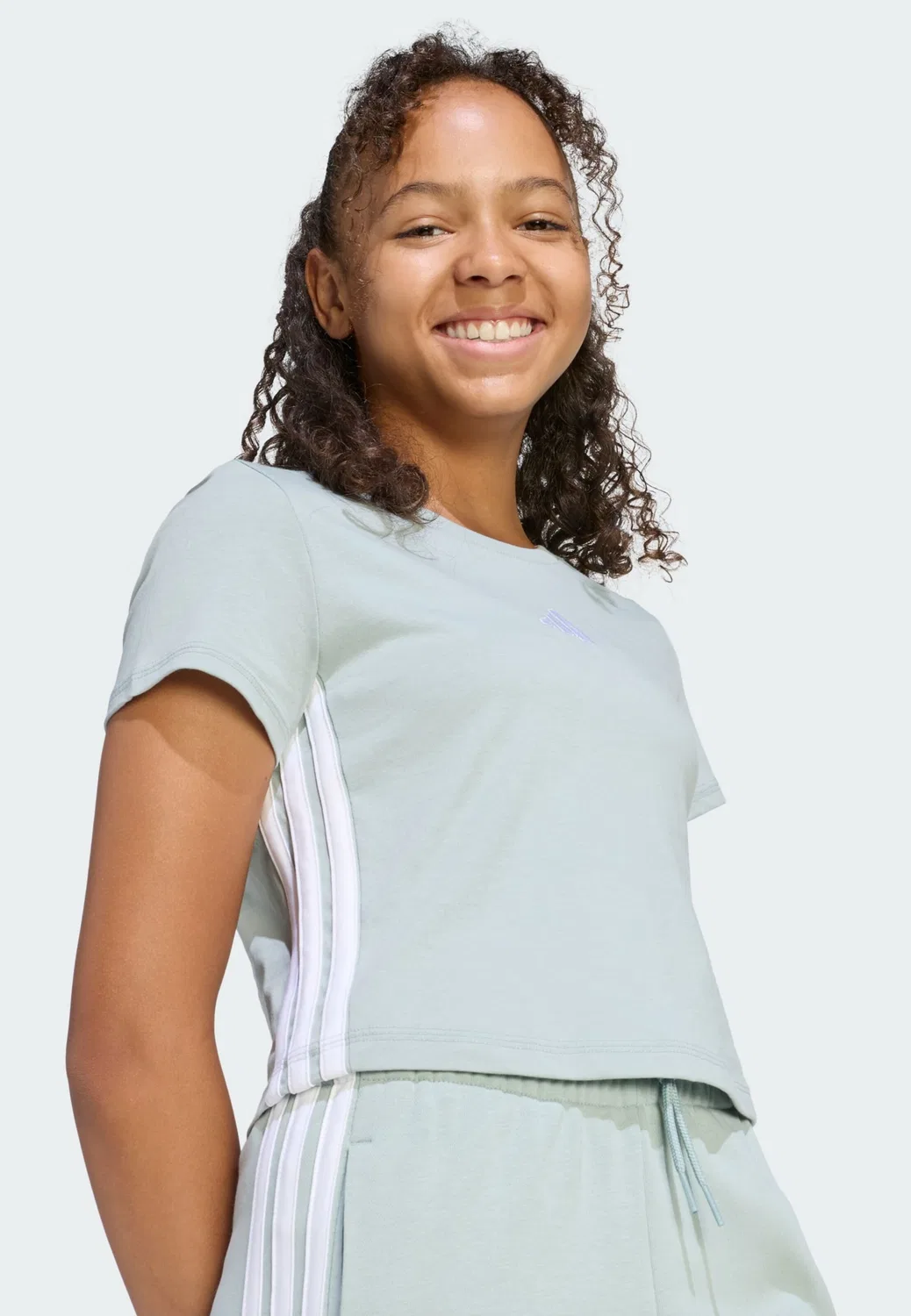 Спортивная футболка Adidas Sportswear Performance Shirt Essentials светло-зеленого цвета — фото 4