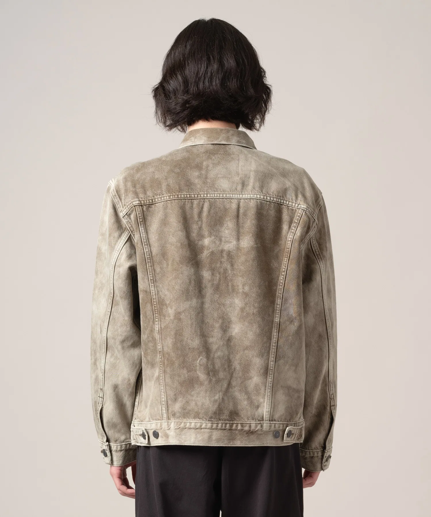 Джинсовая куртка Levi's TYPE V свободного кроя. — фото 3