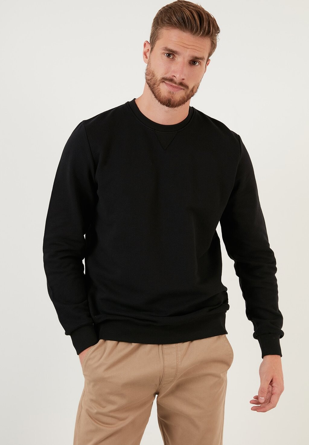 

Толстовка CREW NECK BASIC Buratti, цвет black