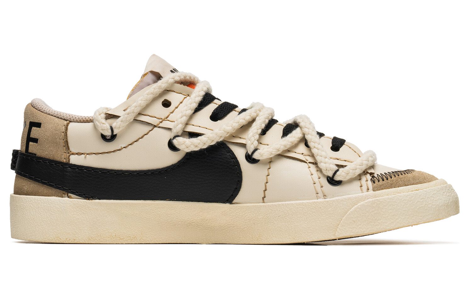 

Кроссовки Nike Blazer Skateboard Shoes Women's Low-Top White Brown