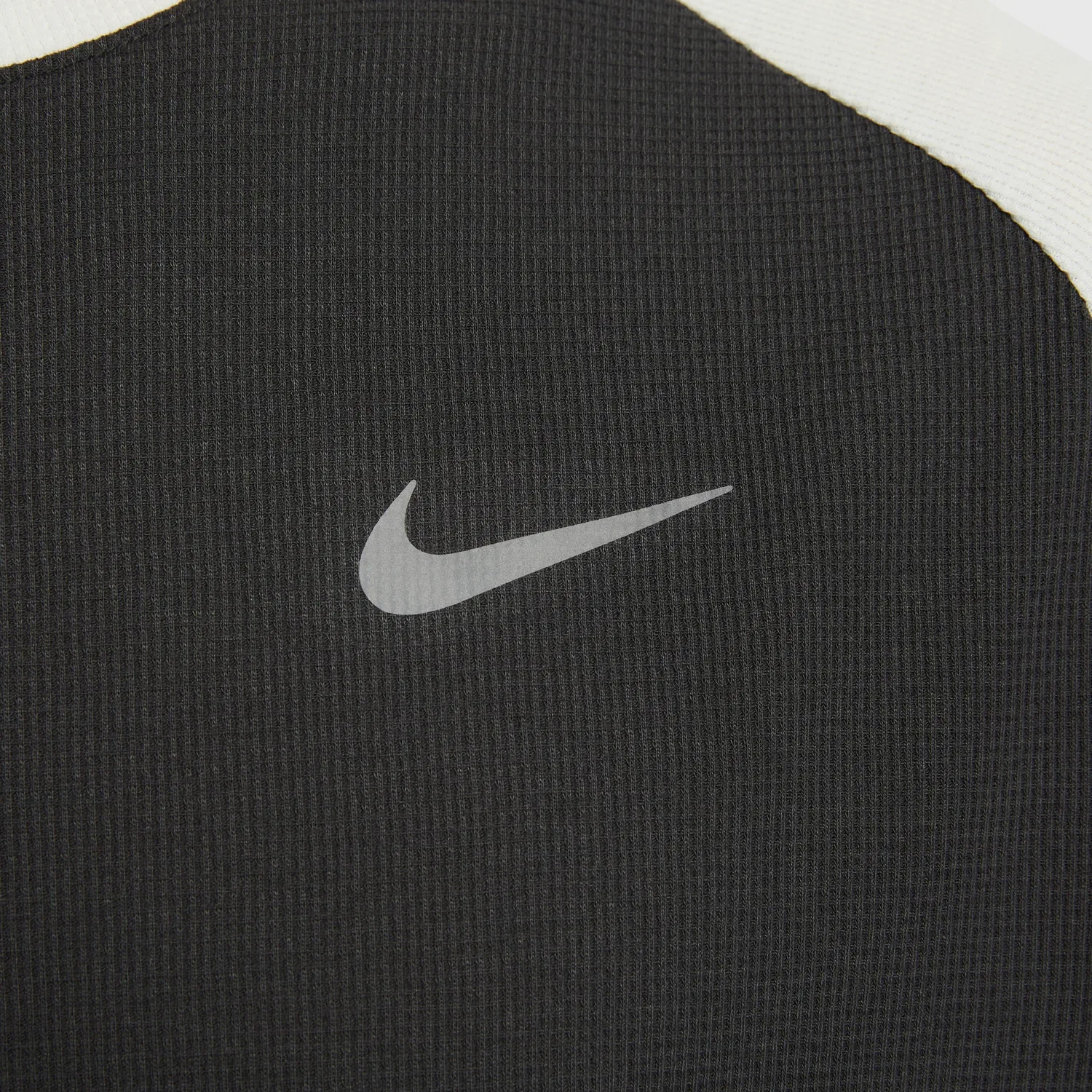 Беговая футболка Nike Stride Dri-FIT Waffle 'Anthracite Platinum Tint' IQ3630-060, черный — фото 2