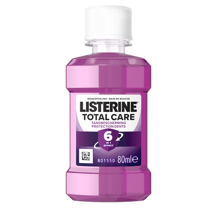 

Мини-ополаскиватель для полости рта с прохладной мятой и мягким вкусом Listerine