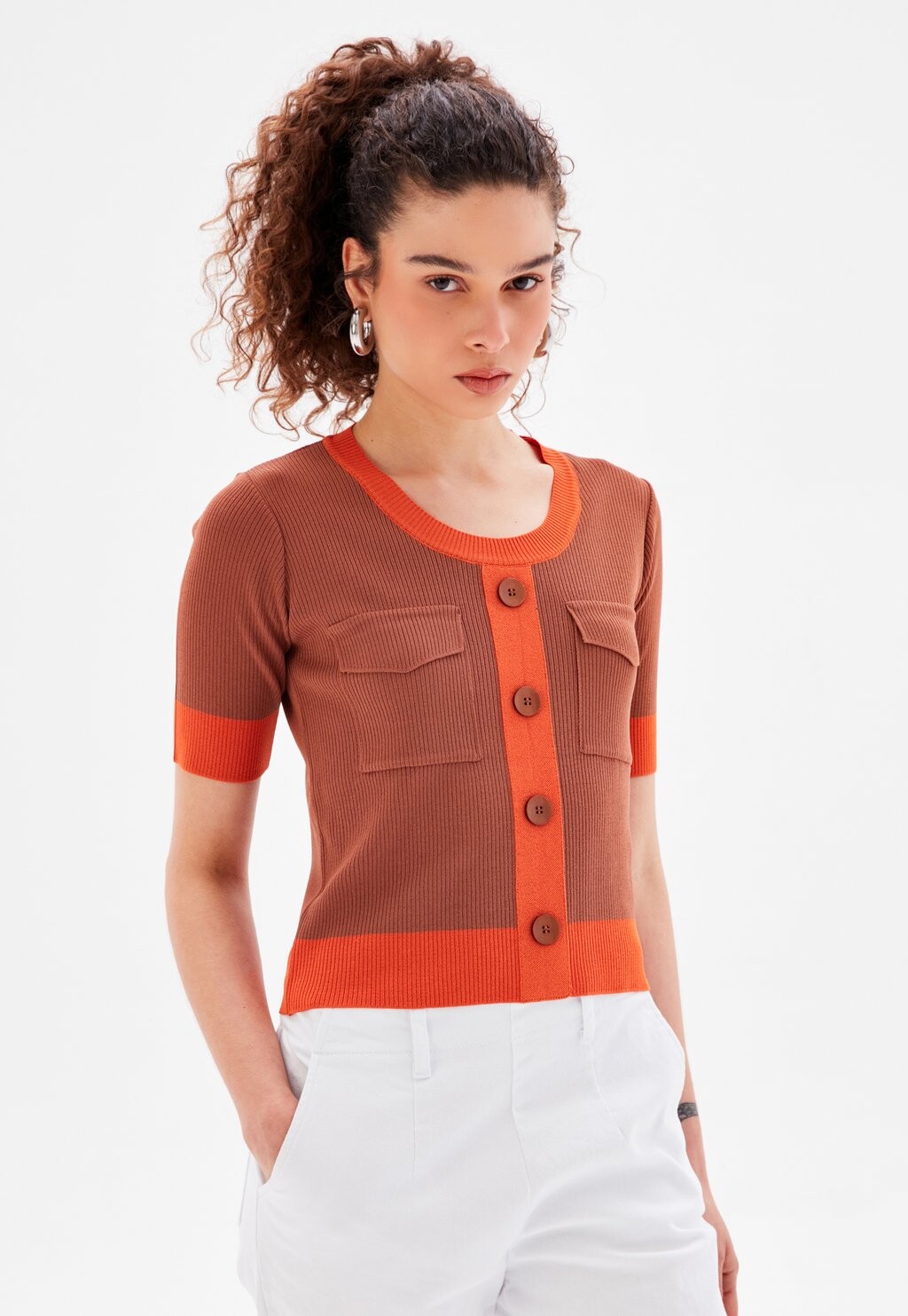 

Футболка с принтом With Front Pockets adL, цвет striped brown