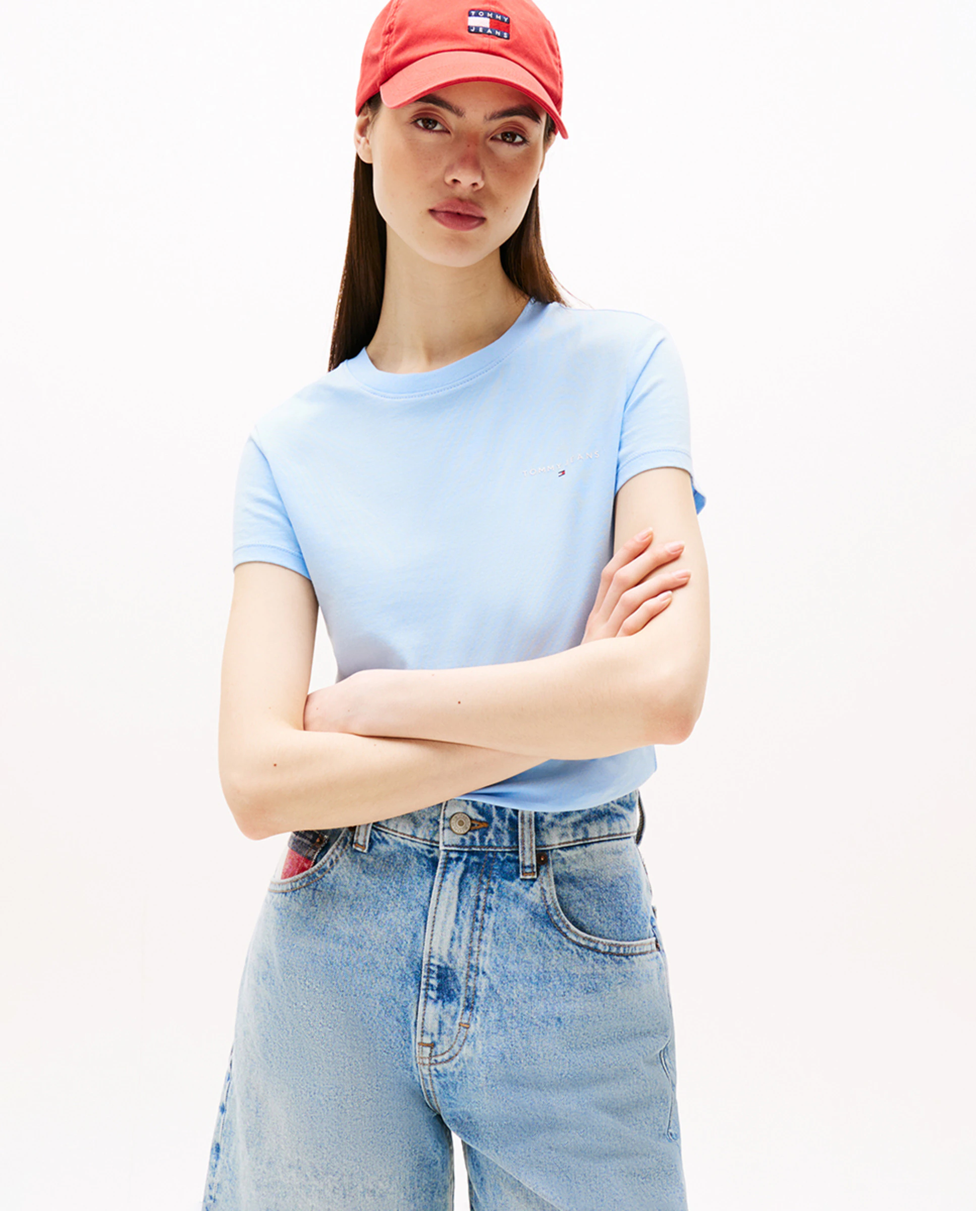 

Женская футболка slim fit с коротким рукавом Tommy Jeans, светло-голубой