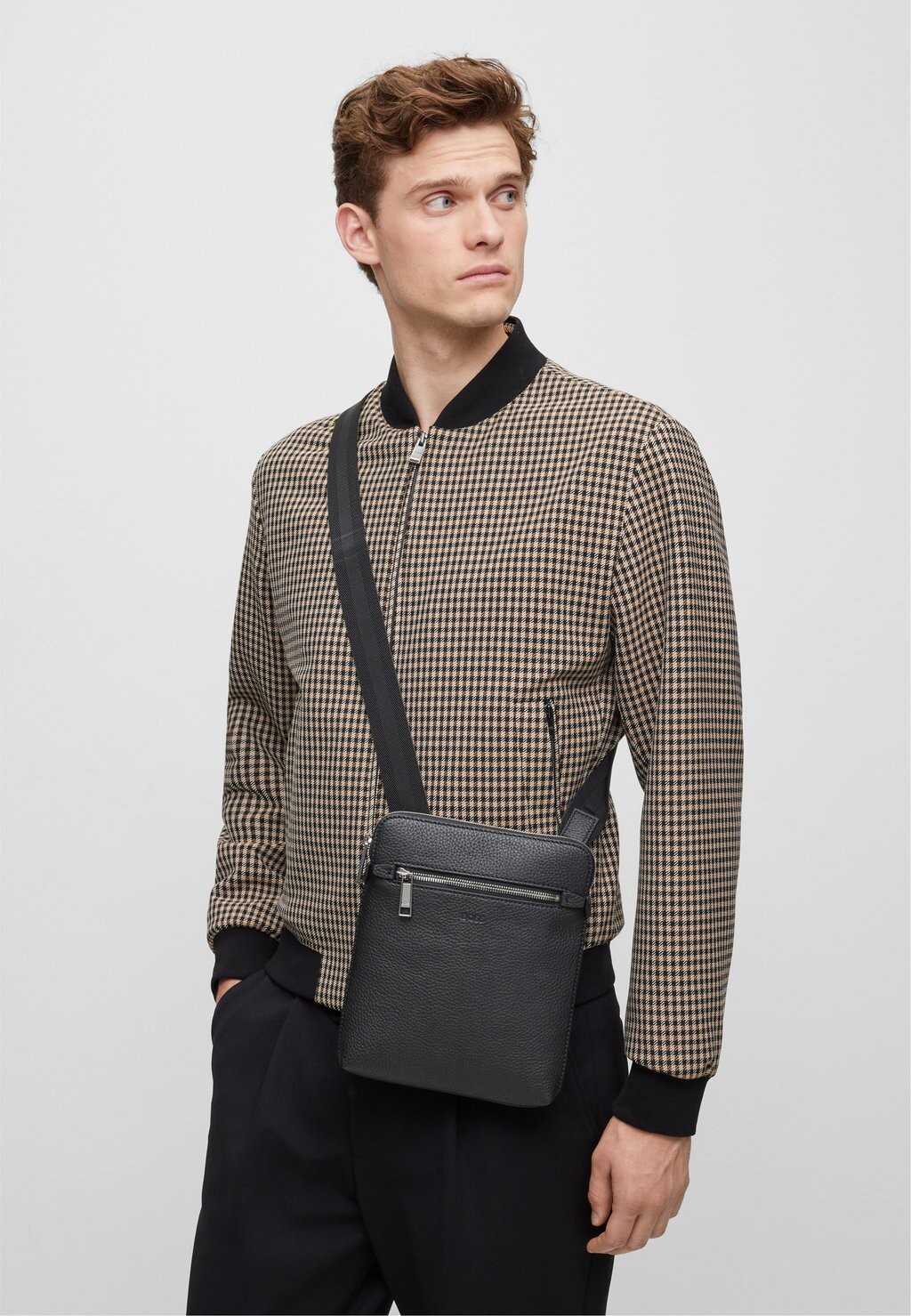 

Сумка через плечо CROSSTOWN BOSS, цвет black