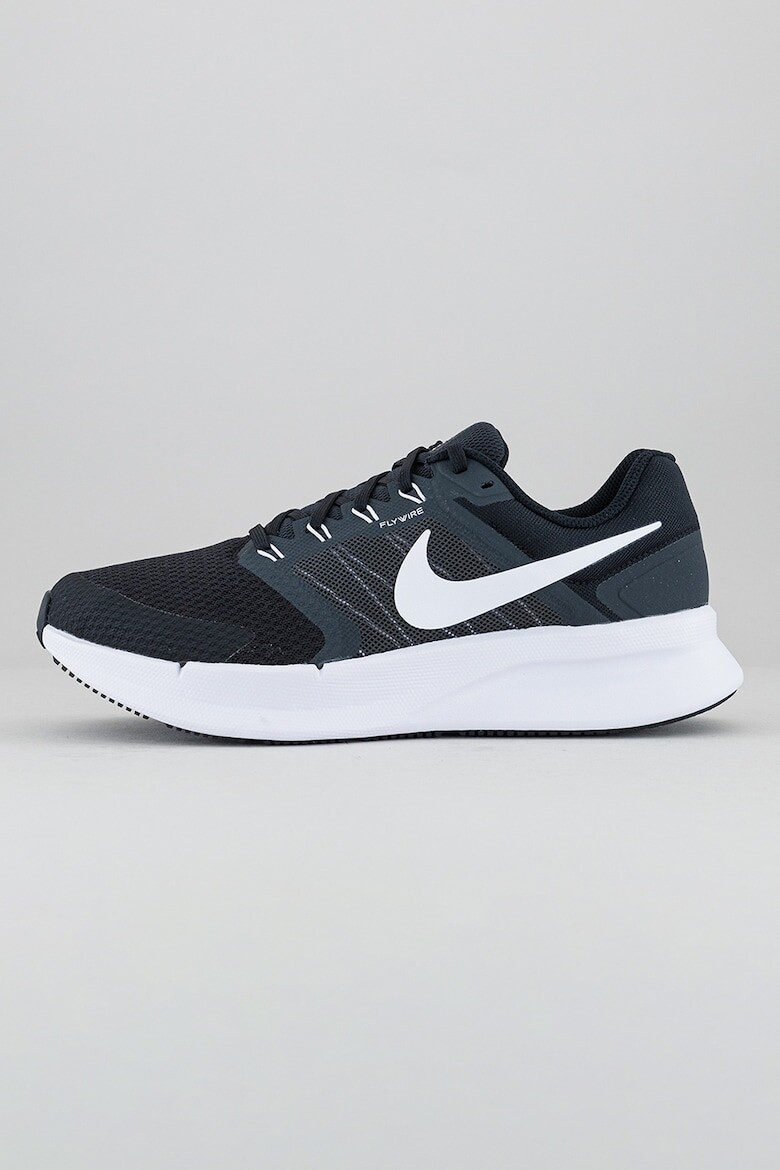 

Кроссовки Run Swift 3 для бега Nike, черный