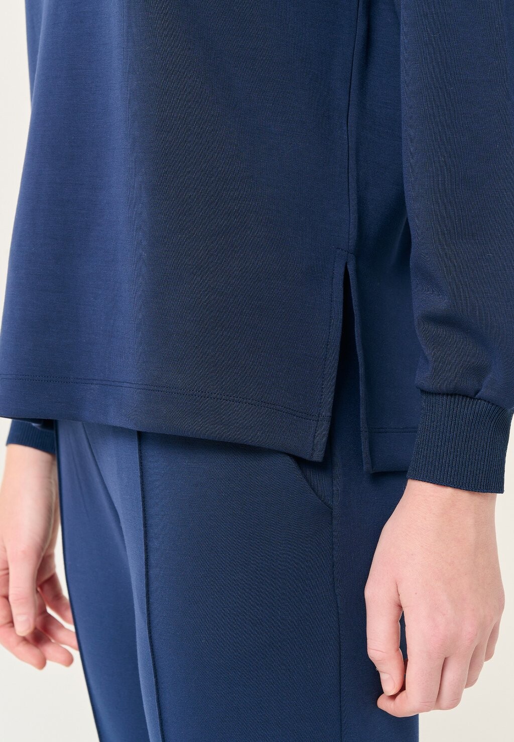 

Толстовка CREW NECK LONG SLEEVED Jimmy Key, темно-синий