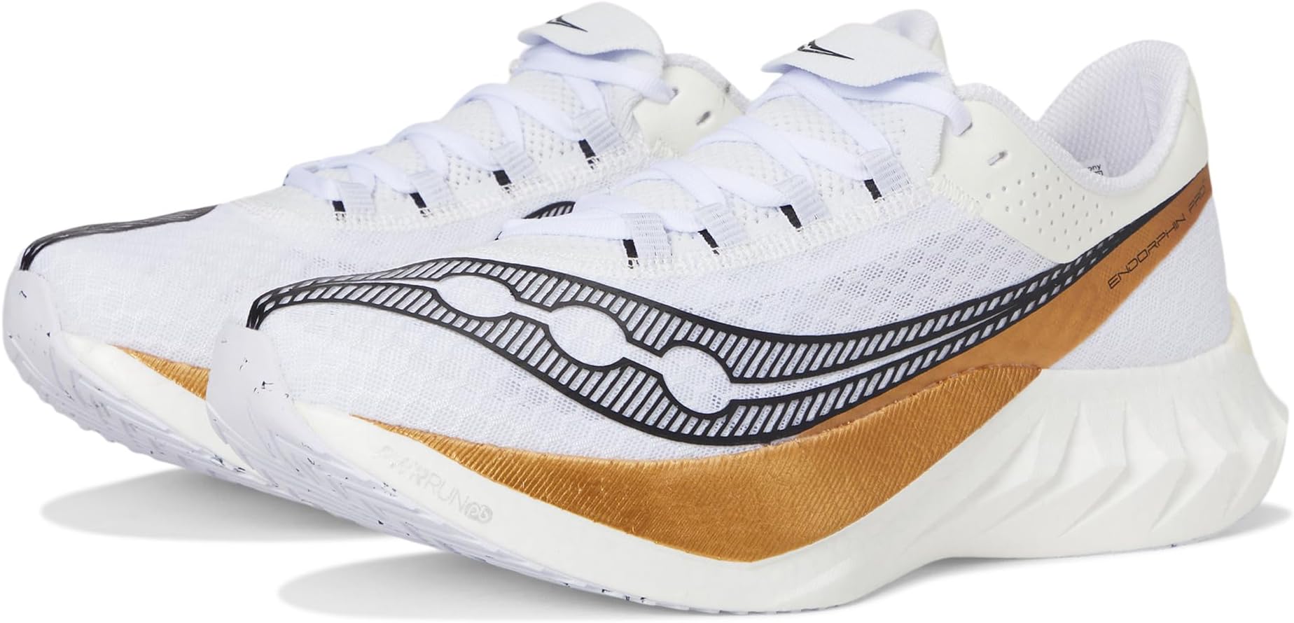 

Кроссовки Saucony Endorphin Pro 4, цвет White/Gold