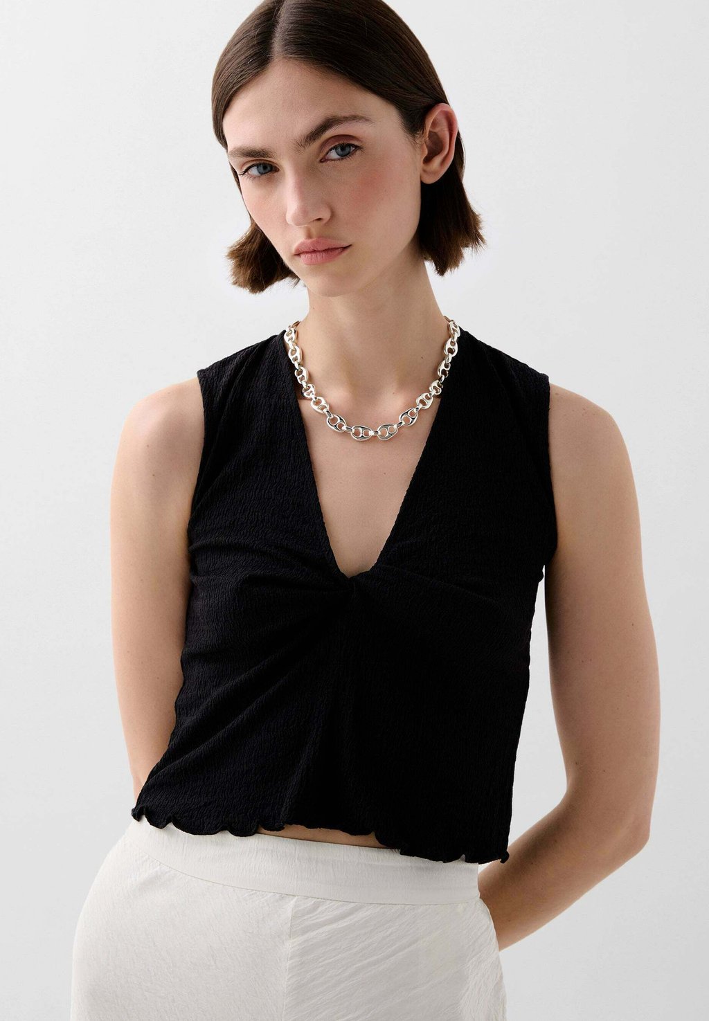 

Топ WRINKLE CHESTKNOT TEE - Blouse Scalpers, черный