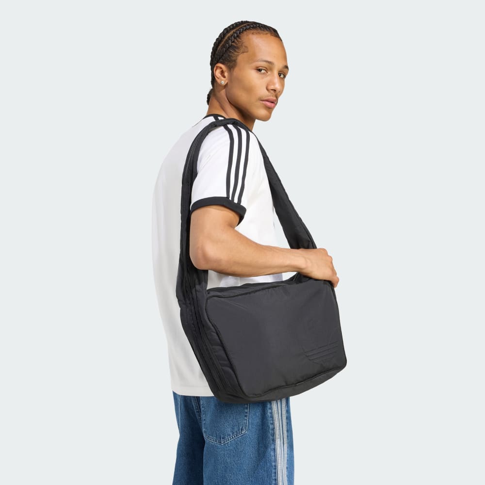 

Спортивная сумка Adidas Crossbody Bowling Bag, черный