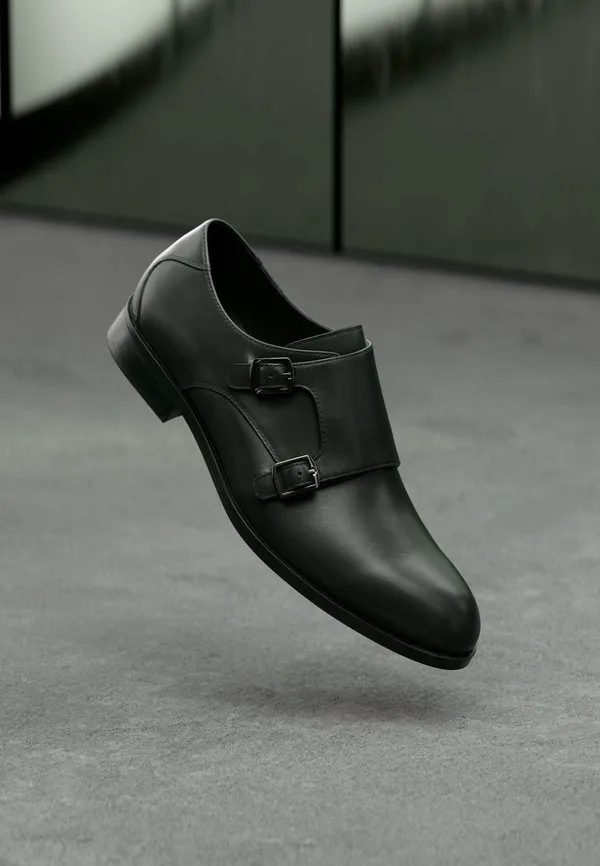 Кожаные слипоны Pier One, Black