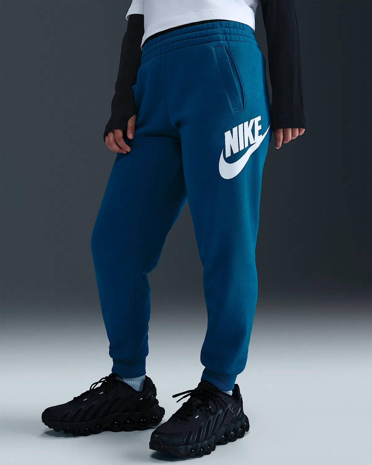 Детские спортивные штаны (удлиненный размер) Nike Club Fleece, Green Abyss/White — фото 3