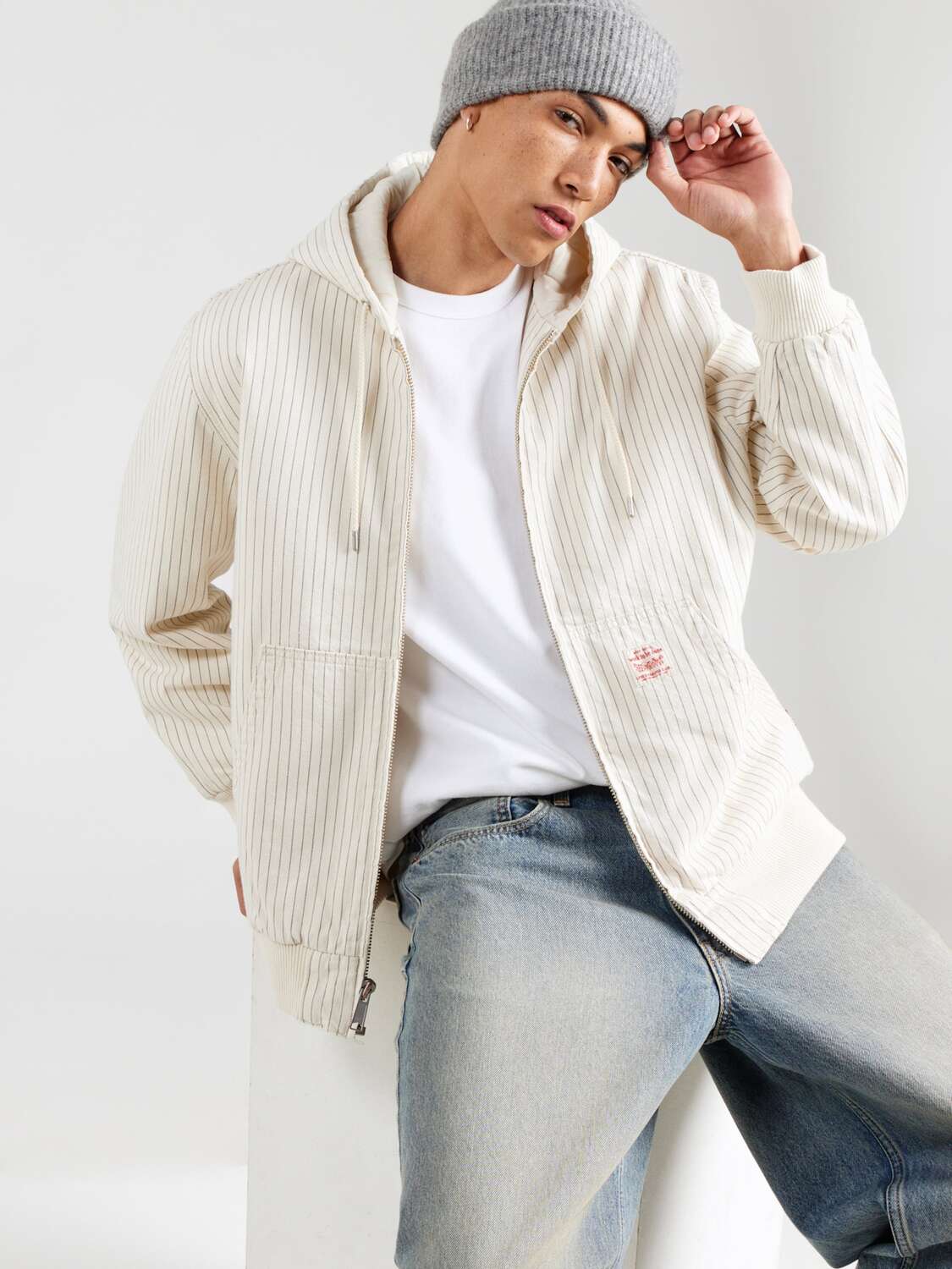 LEVI'S  Куртка межсезонная 'Potrero Denim Hoodie' в белом дениме — фото 3