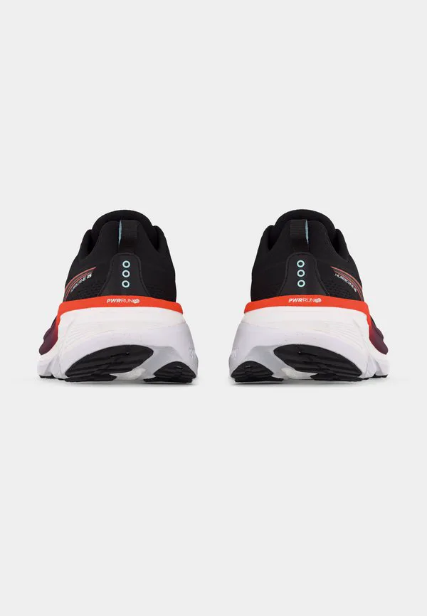 Кроссовки для бега по шоссе hurricane 25 Saucony, Black/Crimson — фото 4