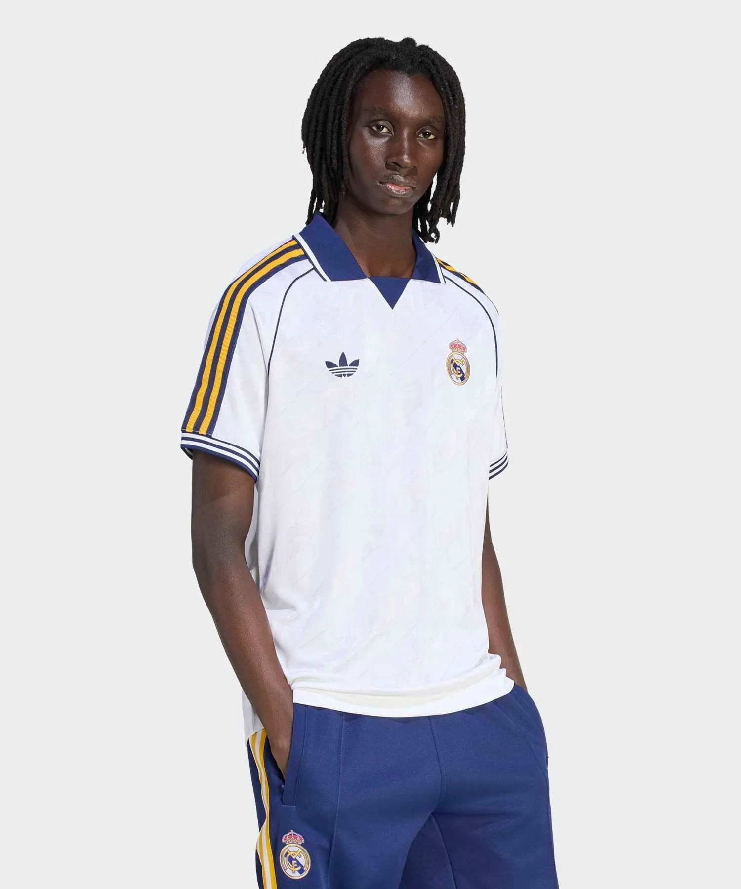 Мужская футболка Polo реглан фит Adidas Real Madrid Originales белая