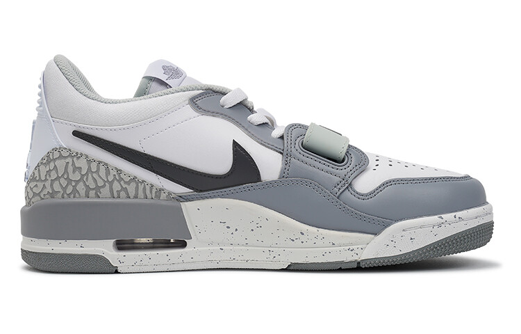 

Legacy 312 Скейтборд Кроссовки Мужские Низкие белый Jordan