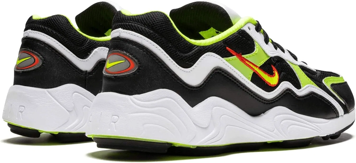 Кроссовки для бега Nike, Black/Habanero Red/White/Volt — фото 3