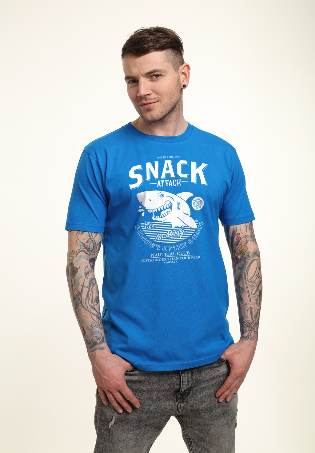 

Футболка с принтом MATT KEELING SNACK ATTACK Henry Tiger, цвет Royal Blue