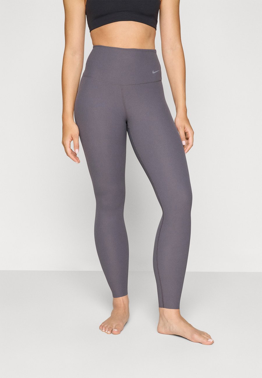 

Леггинсы Nike Performance ZENVY, Thunder Grey/White/Grey