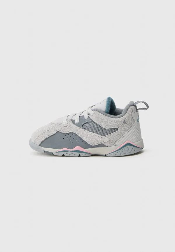 Кроссовки jordan 92 унисекс Jordan, Wolf Grey/Cool Grey/Iris Whisper/Neutral Grey/Iced Jade/Iced Carmine