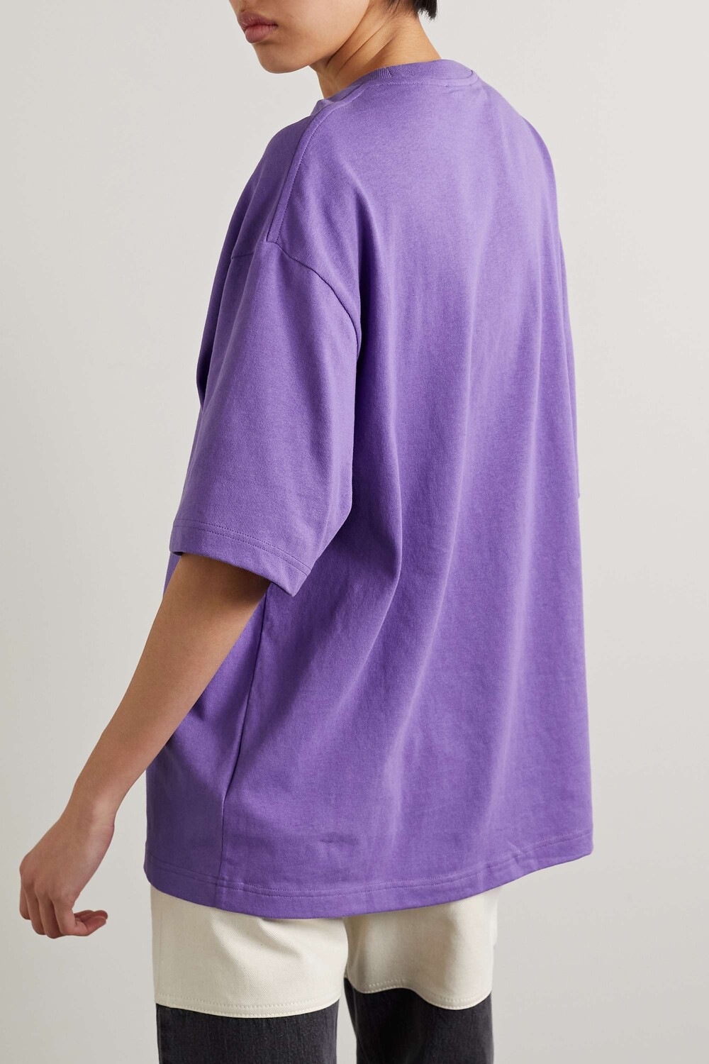 

ACNE STUDIOS Футболка из хлопкового джерси с аппликацией, фиолетовый