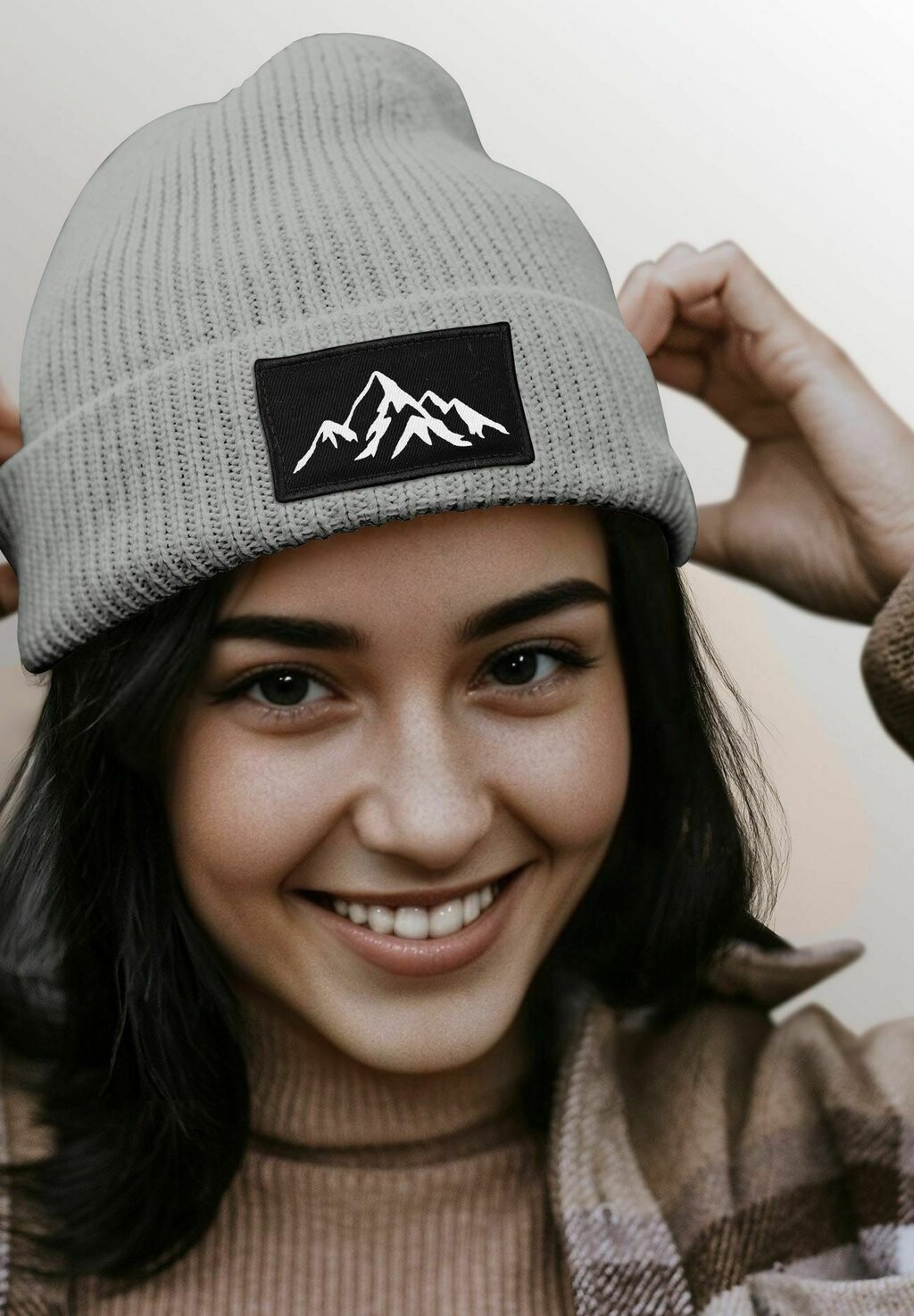 

Шапка PATCH BERGE WNADERN Neverless, светло-серый