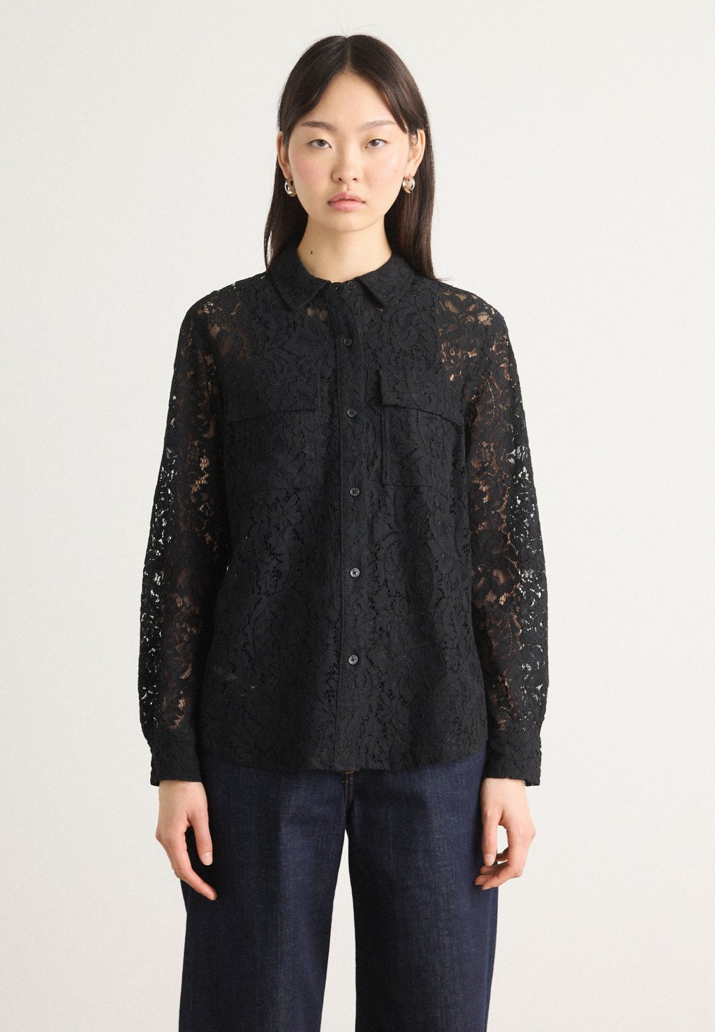 

Блузка на пуговицах LONG SLEEVE BUTTON FRONT SHIRT UTILITY POCKETS DKNY, черный