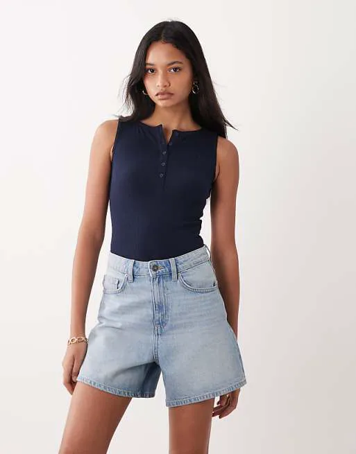 

Темно-синее боди без рукавов с пуговицами Miss Selfridge