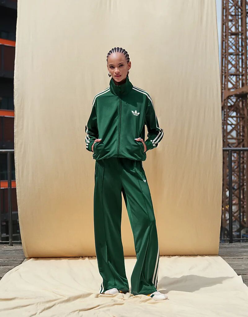 

Свободный спортивный топ adidas Originals x ASOS Firebird темно-зеленого цвета
