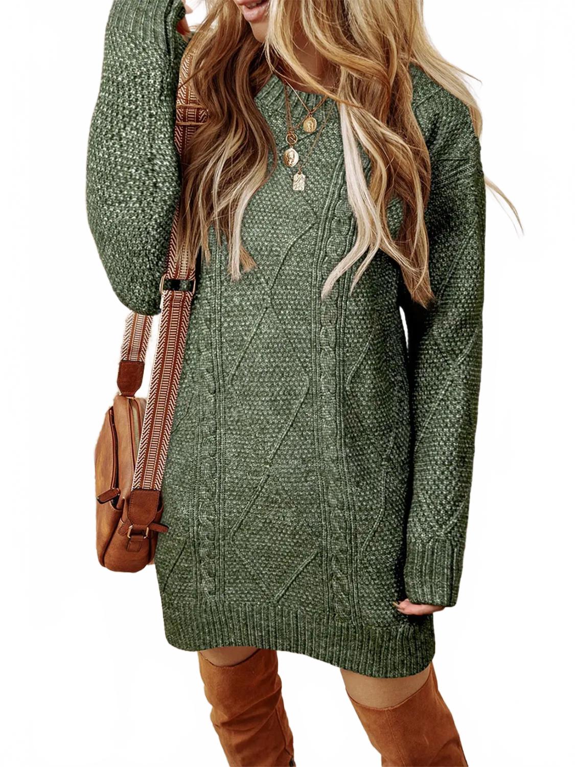 

Кабельный свитер-платье свободного кроя с удлиненными плечами в туманно-зеленом цвете Little Daisy Closet