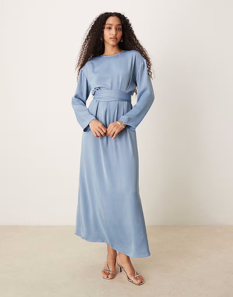 

Длинное атласное платье ASOS DESIGN стального синего цвета с завязками на спине