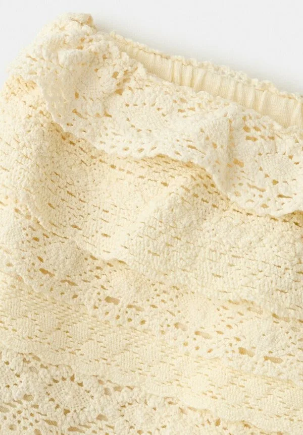 Подростковые шорты Mango Kids, Light Yellow — фото 2