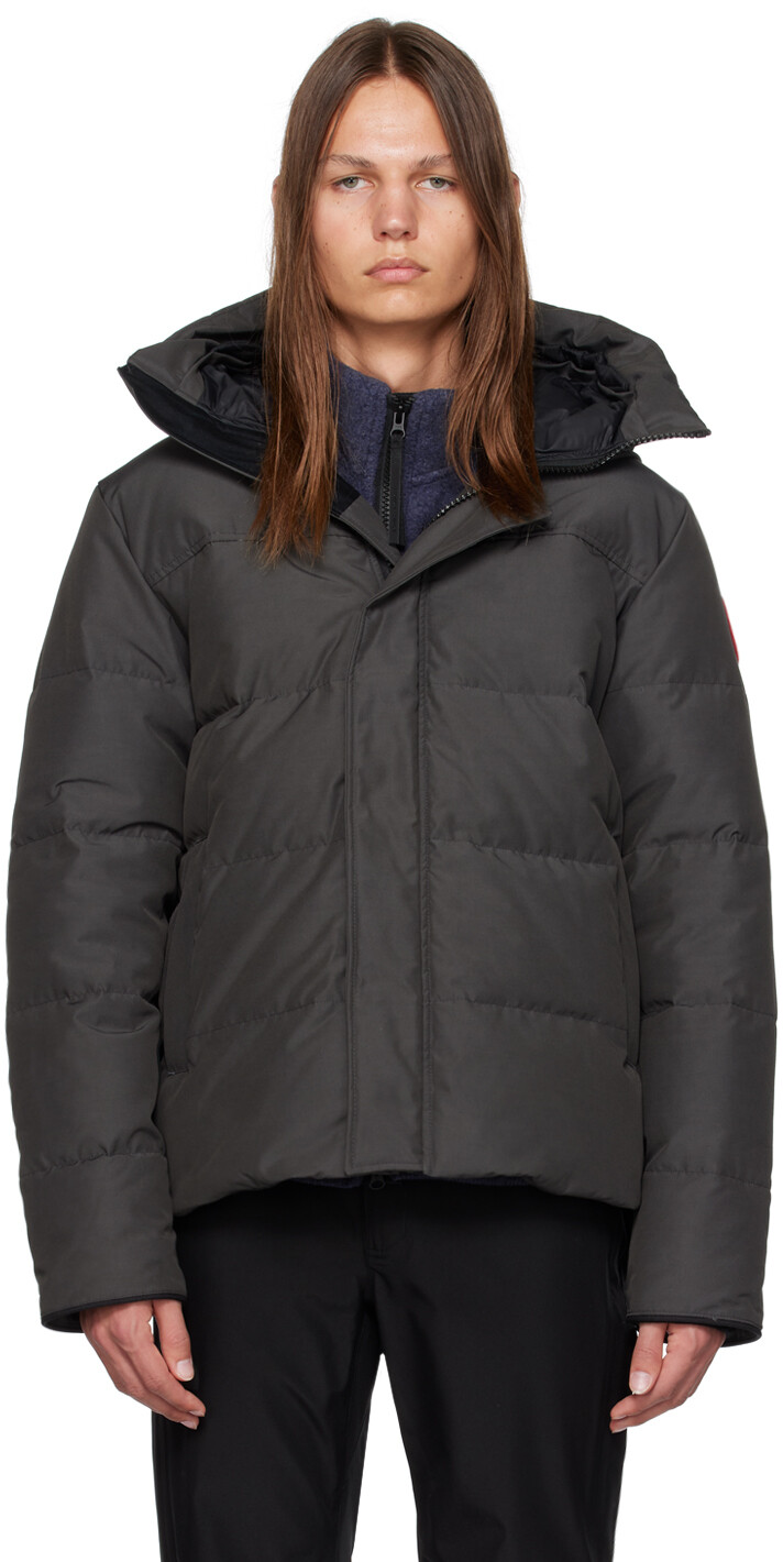 

Серый пуховик MacMillan Canada Goose