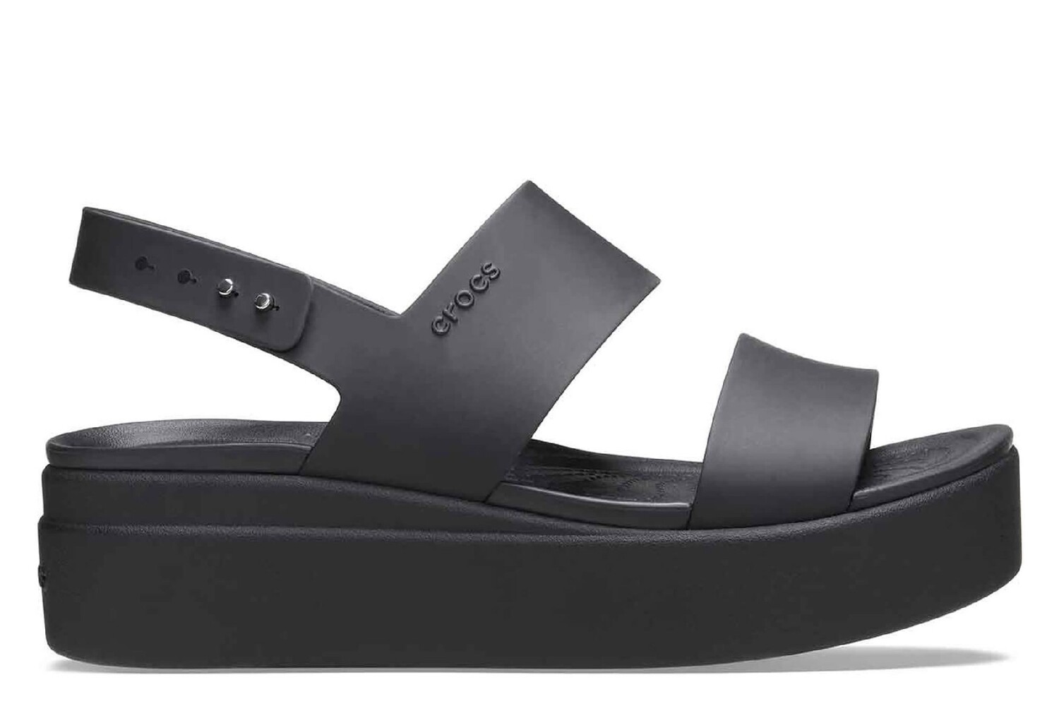 

Босоножки Brooklyn на танкетке с низкой посадкой Crocs, черный