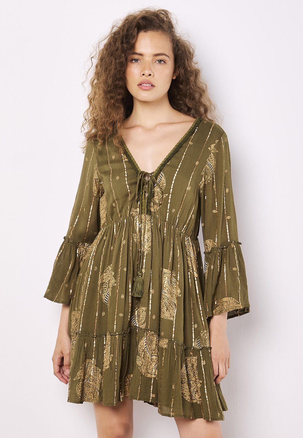 

Повседневное платье PAISLEY SHIMMER MINI Apricot, хаки