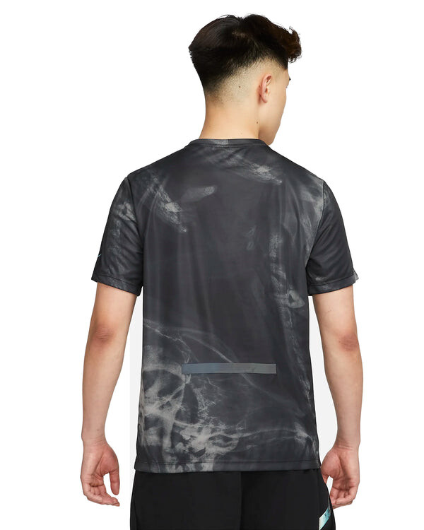 Футболка Nike Dri-FIT Run Division Rise 365 T-Shirt 'Black', черный — фото 4