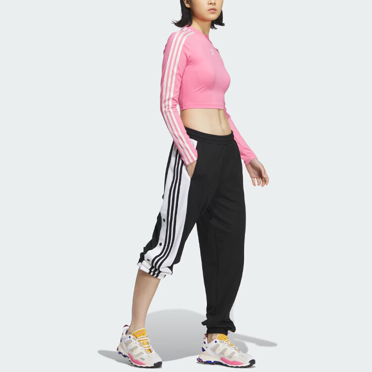 Футболка женская Adidas Originals Adicolor Ballet Powder — фото 4