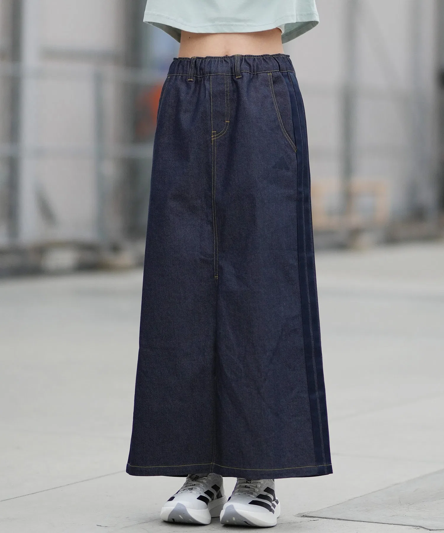 Женская юбка Adidas W STADIUM C Long Denim Skirt DK592 — фото 4