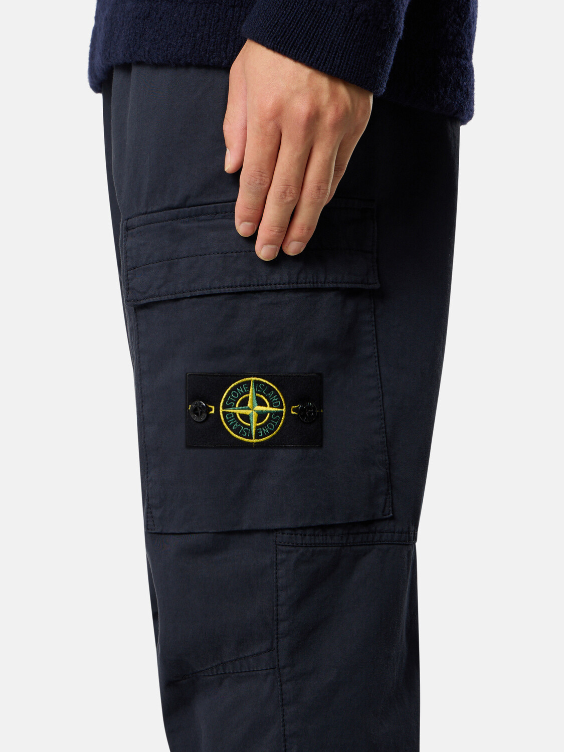 Брюки-карго обычного зауженного кроя с эластичным поясом Stone Island 3100033 SATIN IN 93% ORGANIC COTTON / 5% WOOL / 2% ELASTANE, Navy Blue — фото 3