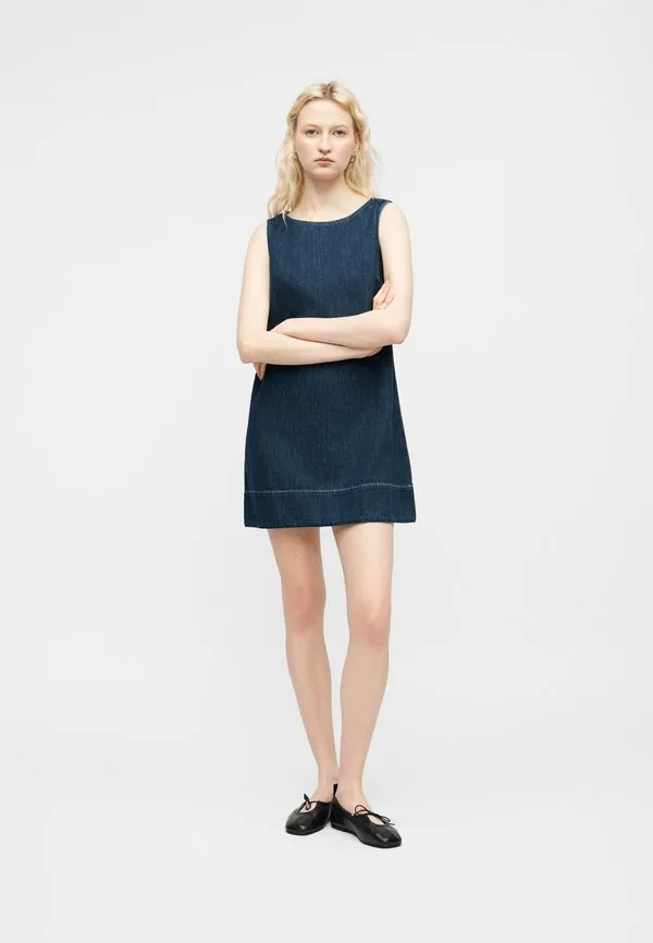 Платье-Фартук, джинсовое платье Gap, Dark Wash Indigo — фото 2