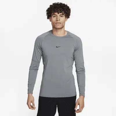 

Футболка Nike Pro, цвет Smoke Grey/Black