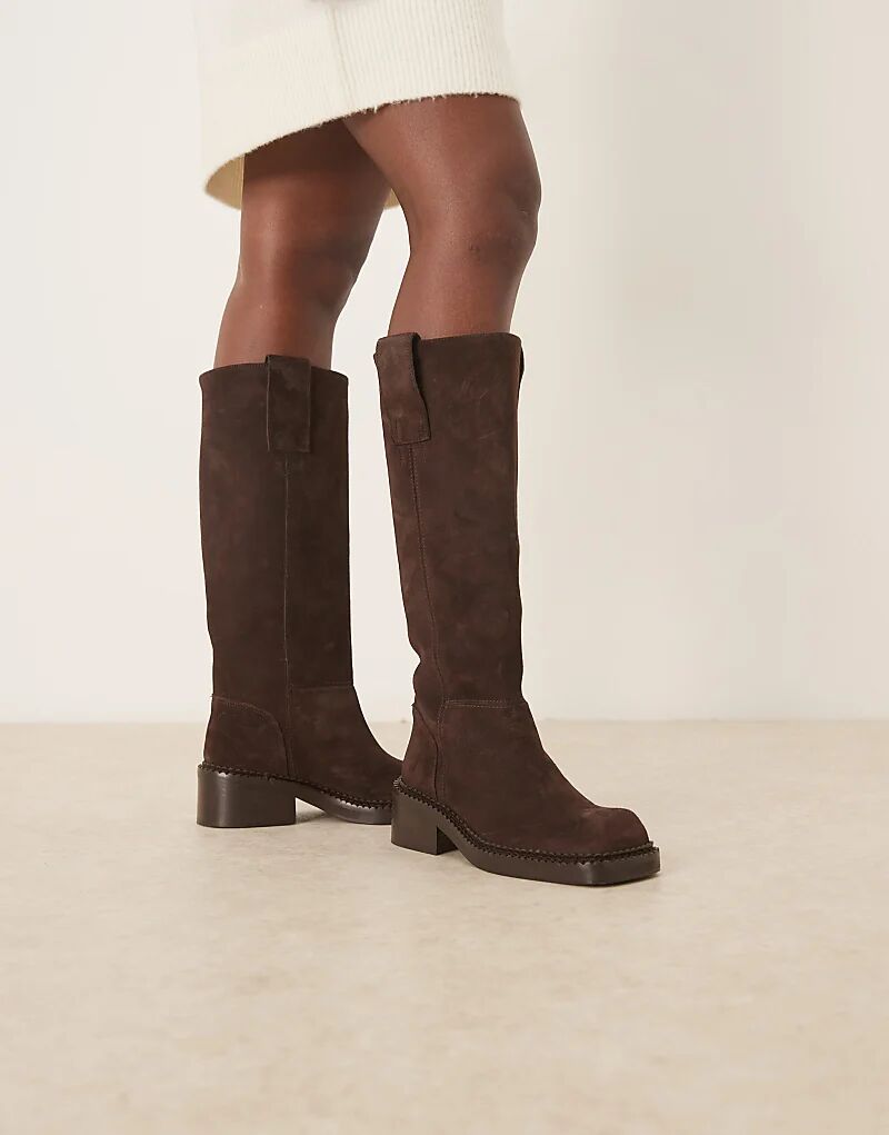 Сапоги Camelia из высококачественной замши шоколадного цвета от ASOS DESIGN