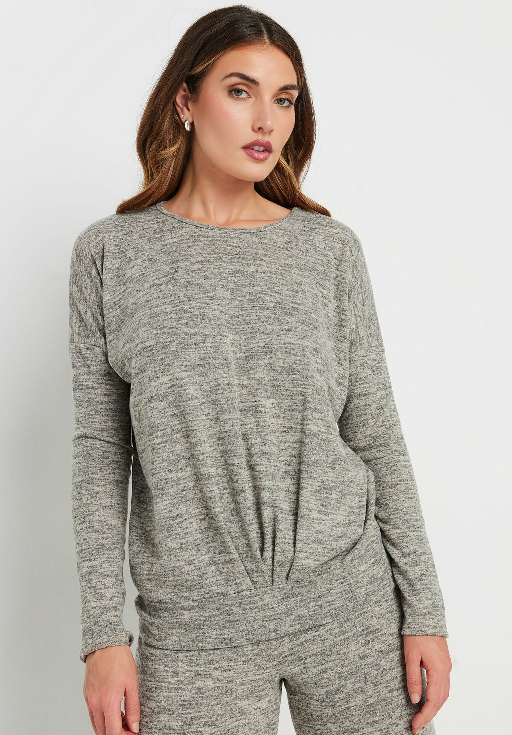 

Джемпер SOFT TOUCH PLEATED Long Tall Sally, серый